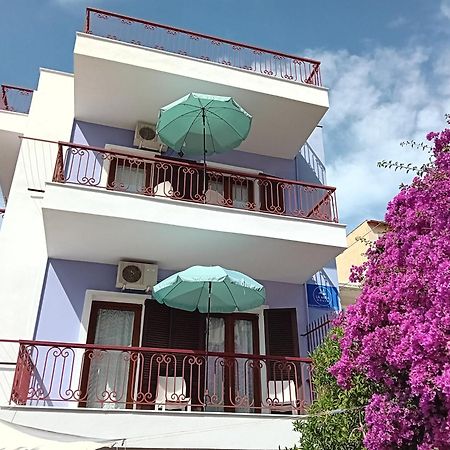 Aparthotel La Mira House Neos Marmaras Esterno foto