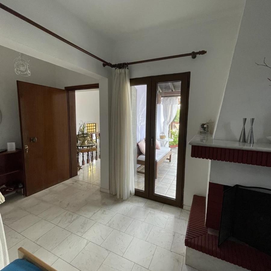 Aparthotel La Mira House Neos Marmaras Esterno foto