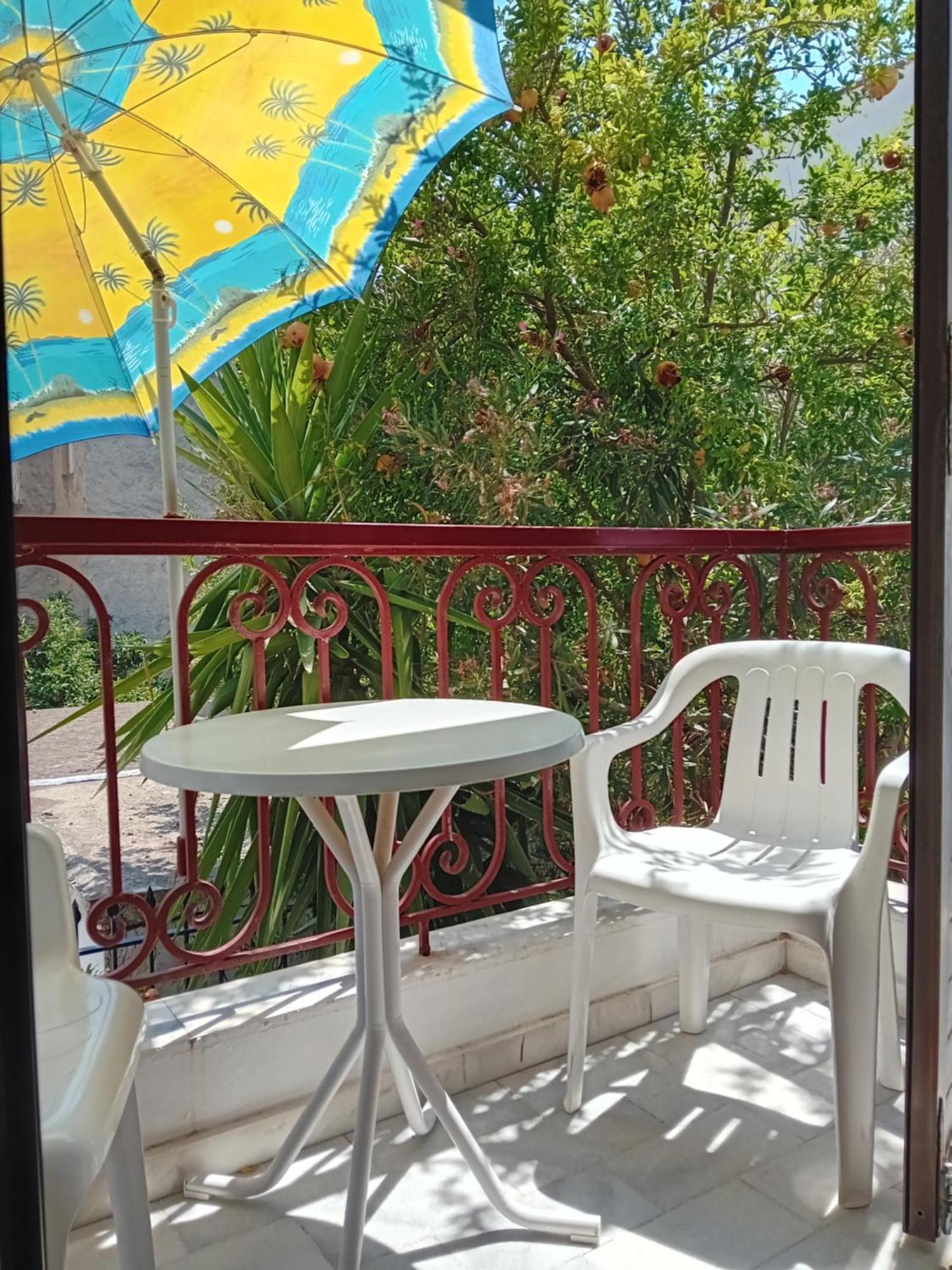 Aparthotel La Mira House Neos Marmaras Esterno foto